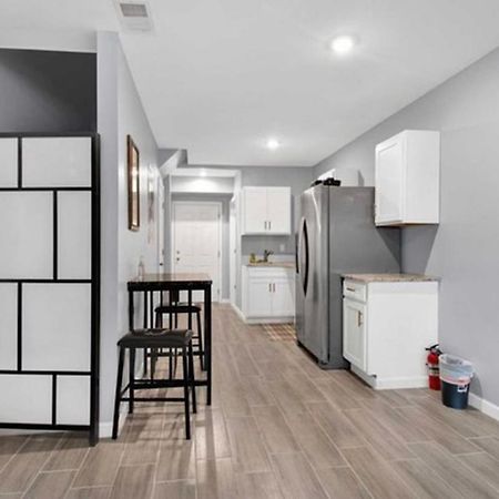 Cozy Inspired Studio Apartment Newark Exterior foto
