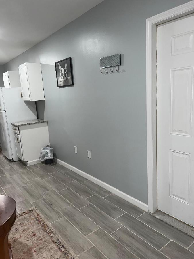 Cozy Inspired Studio Apartment Newark Exterior foto