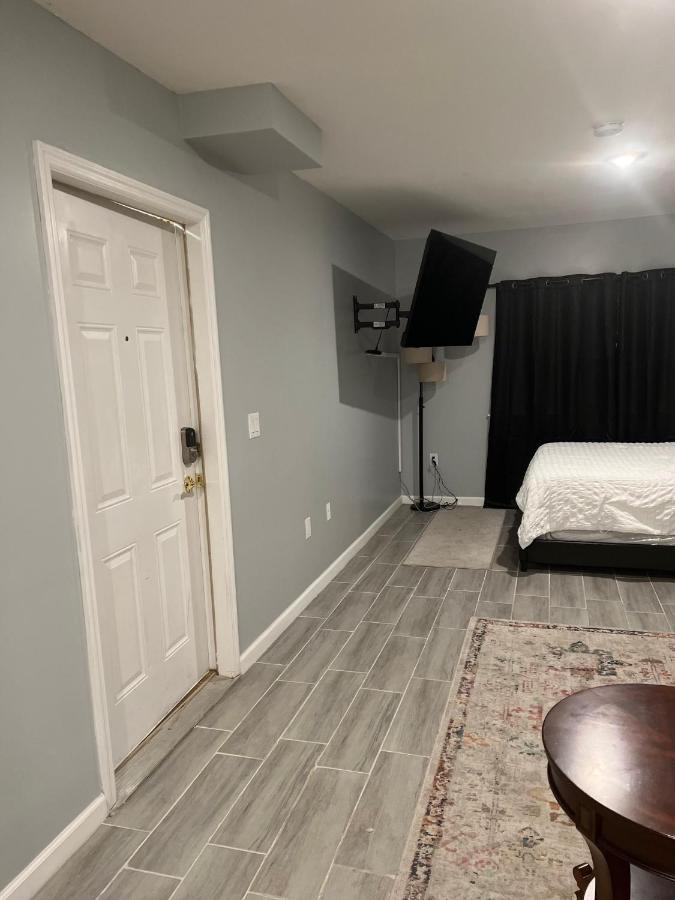 Cozy Inspired Studio Apartment Newark Exterior foto